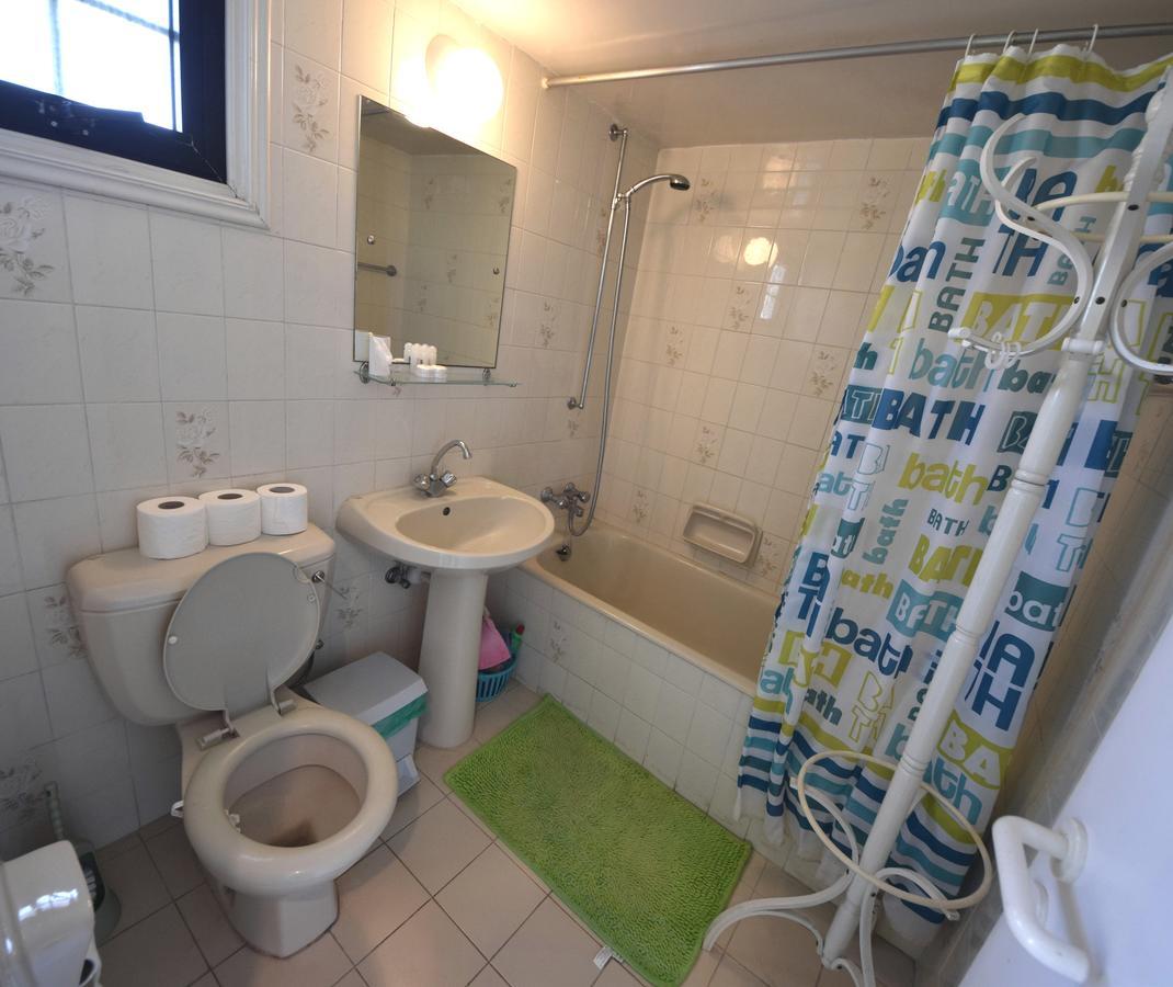 Christos Beach House Larnaca Bagian luar foto