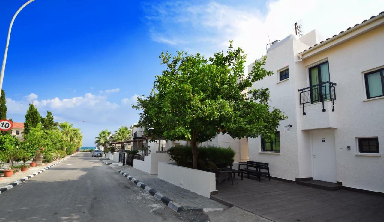 Christos Beach House Larnaca Bagian luar foto